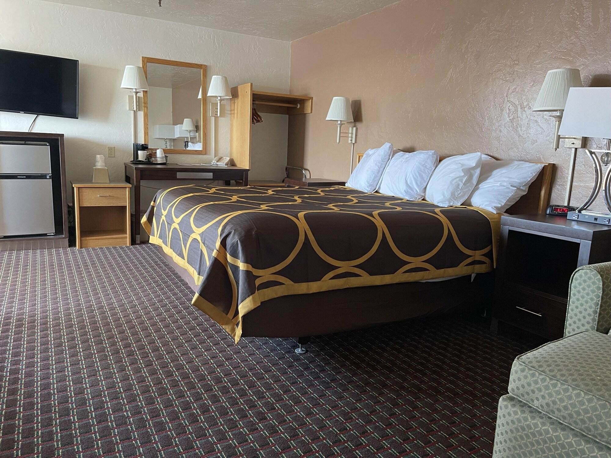 Super 8 By Wyndham Ketchikan Eksteriør bilde