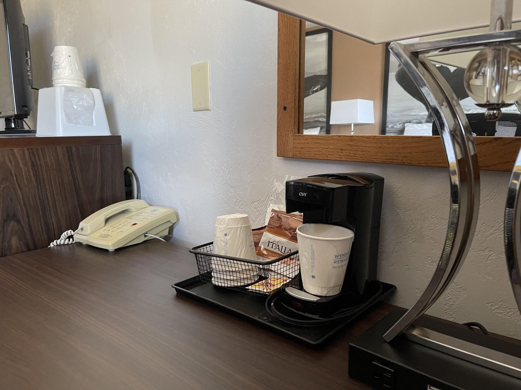 Super 8 By Wyndham Ketchikan Eksteriør bilde