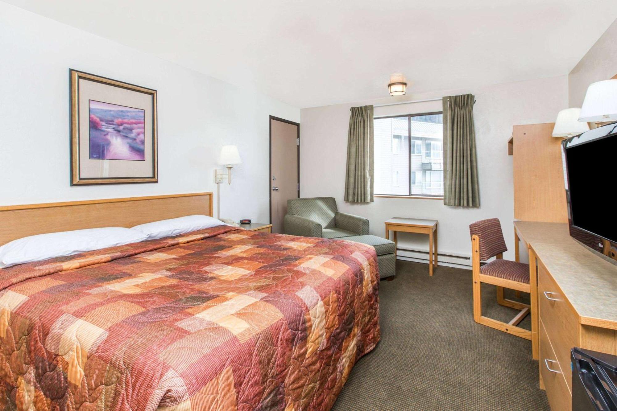 Super 8 By Wyndham Ketchikan Eksteriør bilde